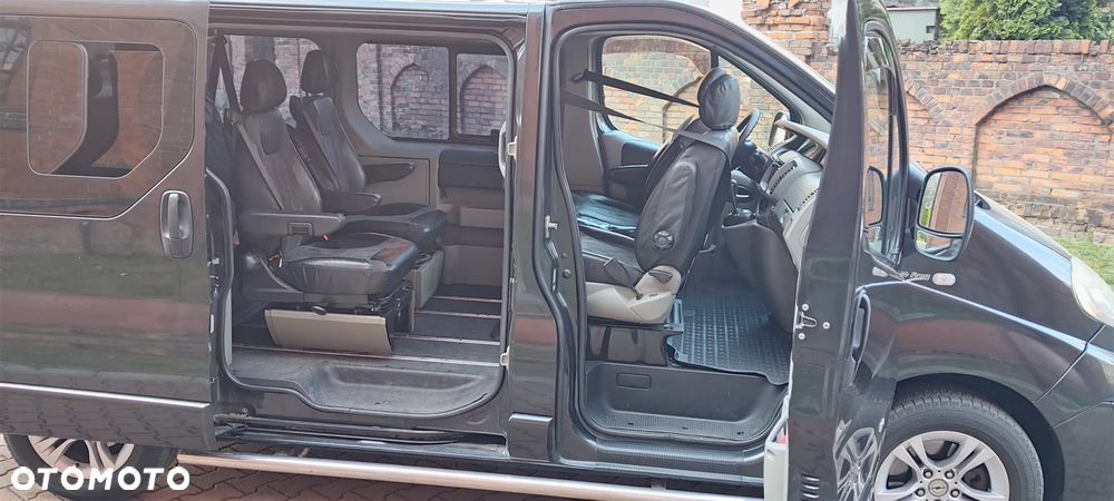 Opel Vivaro - 21