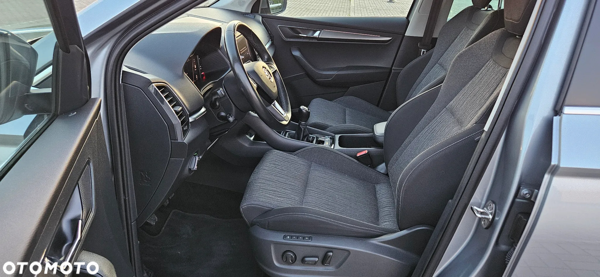 Skoda Karoq 1.0 TSI Edition 130 - 5