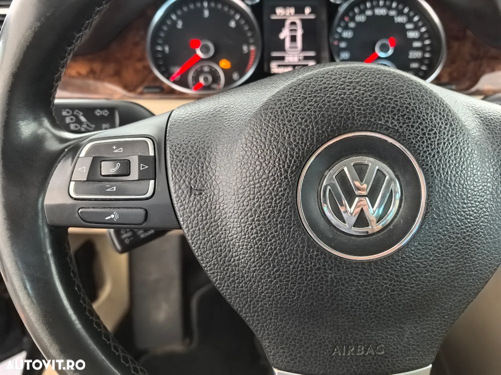 Volkswagen Passat 2.0 TDI BlueMotion Tehnology Highline DSG - 15