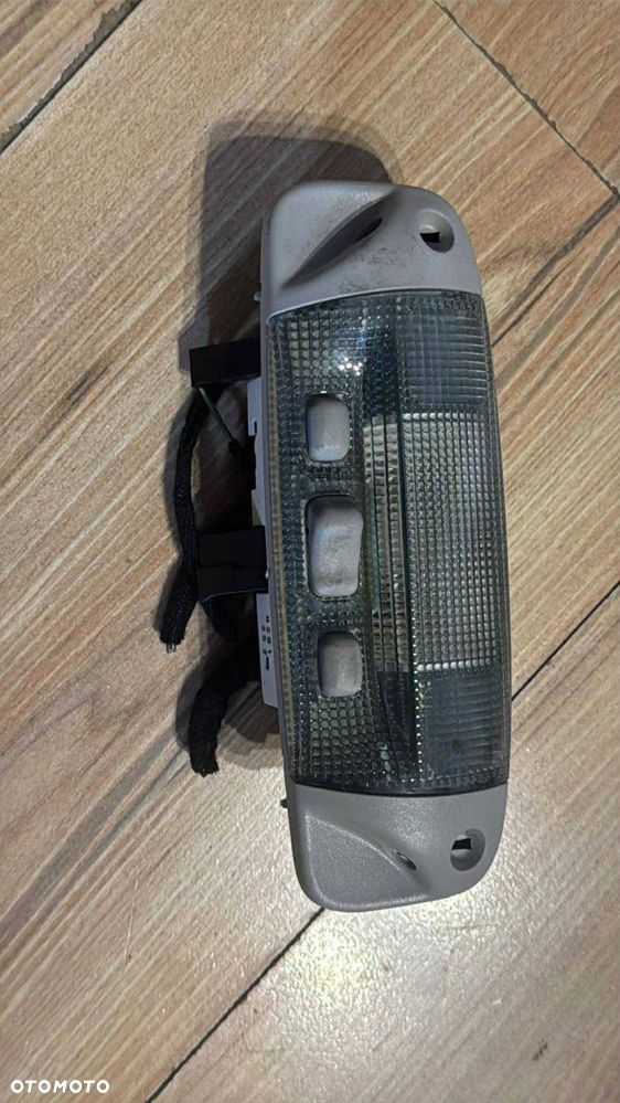lampka podsufitki ford mondeo mk4, s-max mk1 - 1