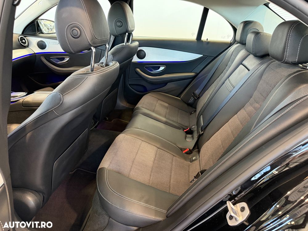 Mercedes-Benz E - 15