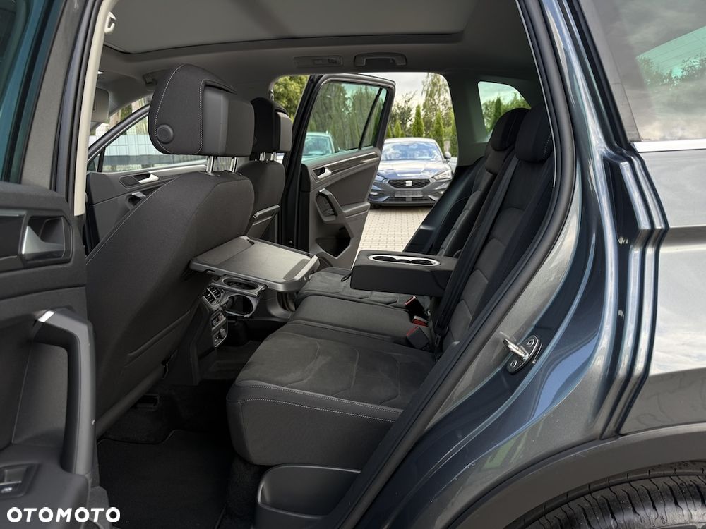Volkswagen Tiguan - 31