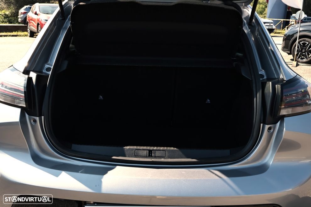 Peugeot 208 1.2 PureTech Allure - 17