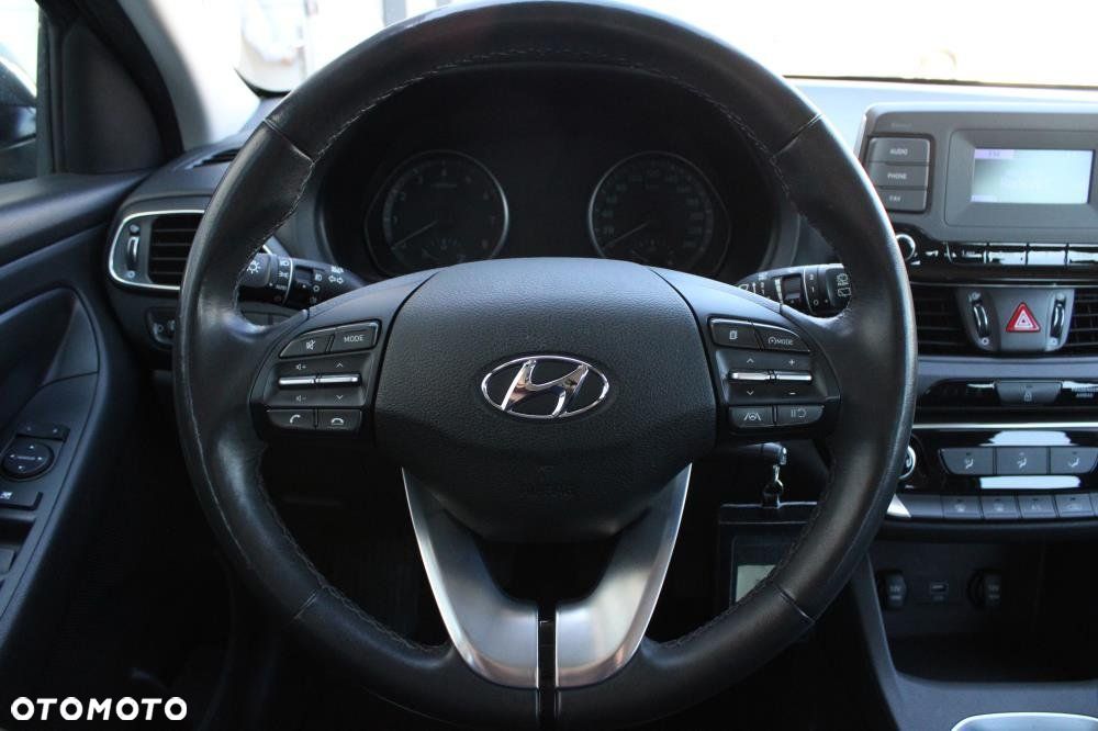 Hyundai i30 - 11