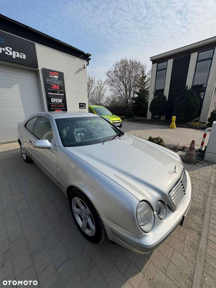 Mercedes-Benz CLK - 1