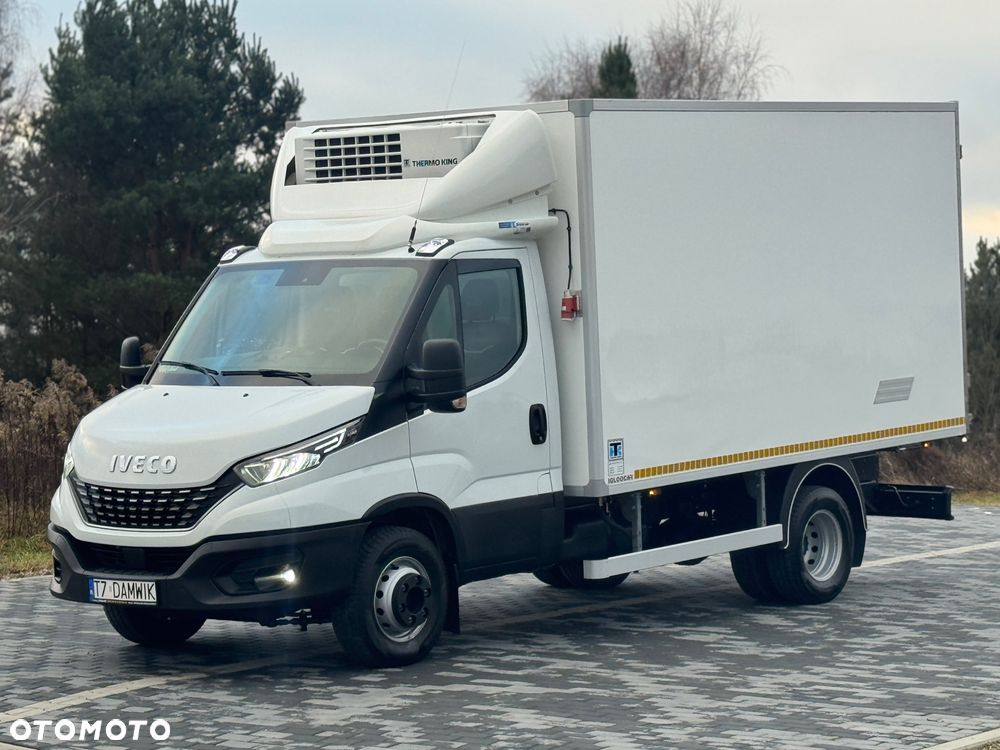 Iveco Daily‼️72C18‼️3.0 HI-MATIC Chłodnia/Mroźnia zakres -32C/+22C THERMO KING V-500 MAX Źródło Zasilania 400V Grube Ściany/Podłoga Przegroda komorowa‼️ Full LED na bliźniaku Salon Polska Poduszki Pneumatyczne DMC7200kg - 3