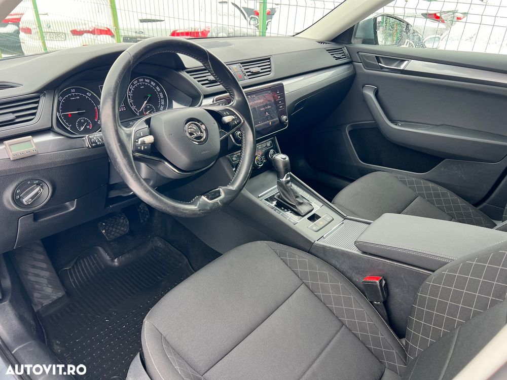 Skoda Superb 2.0 TDI 4x4 DSG Premium Edition - 10