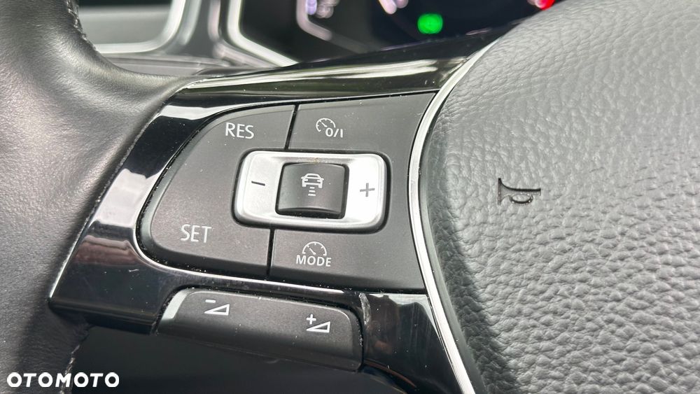 Volkswagen T-Roc 2.0 TSI OPF 4MOTION DSG Sport - 23