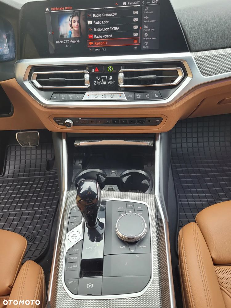 BMW Seria 3 330i xDrive M Sport sport - 12