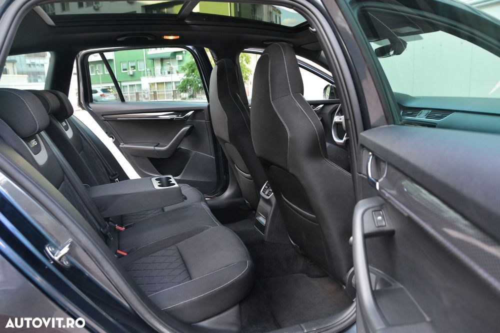 Skoda Octavia 2.0 TDI (Green tec) DSG RS - 14