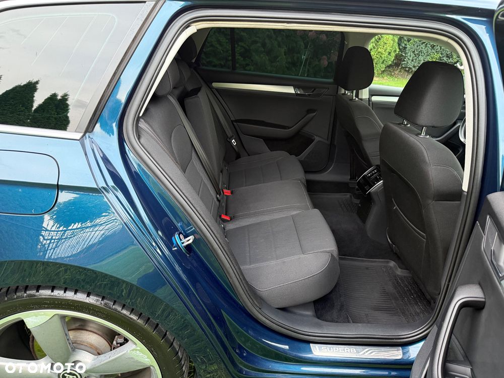 Skoda Superb 1.6 TDI Active Greenline - 13