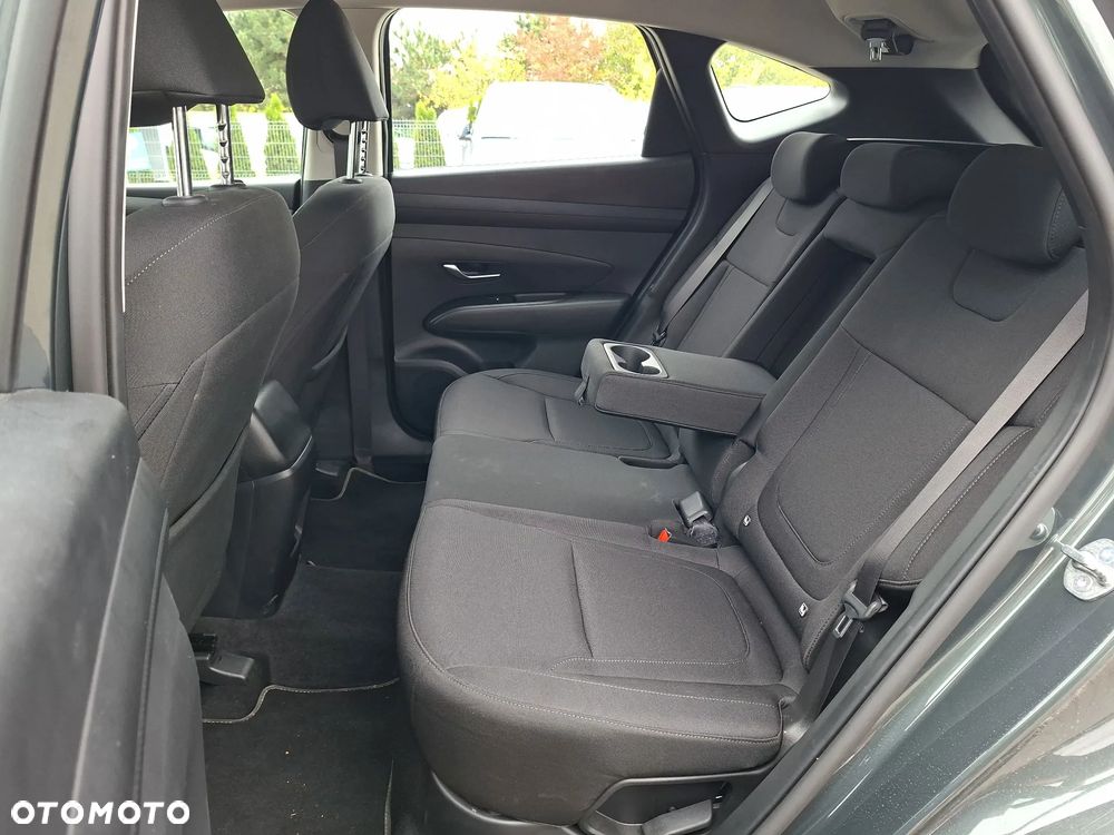 Hyundai Tucson 1.6 T-GDi HEV Modern 2WD - 16