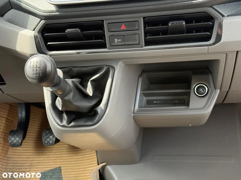 Volkswagen Crafter - 16