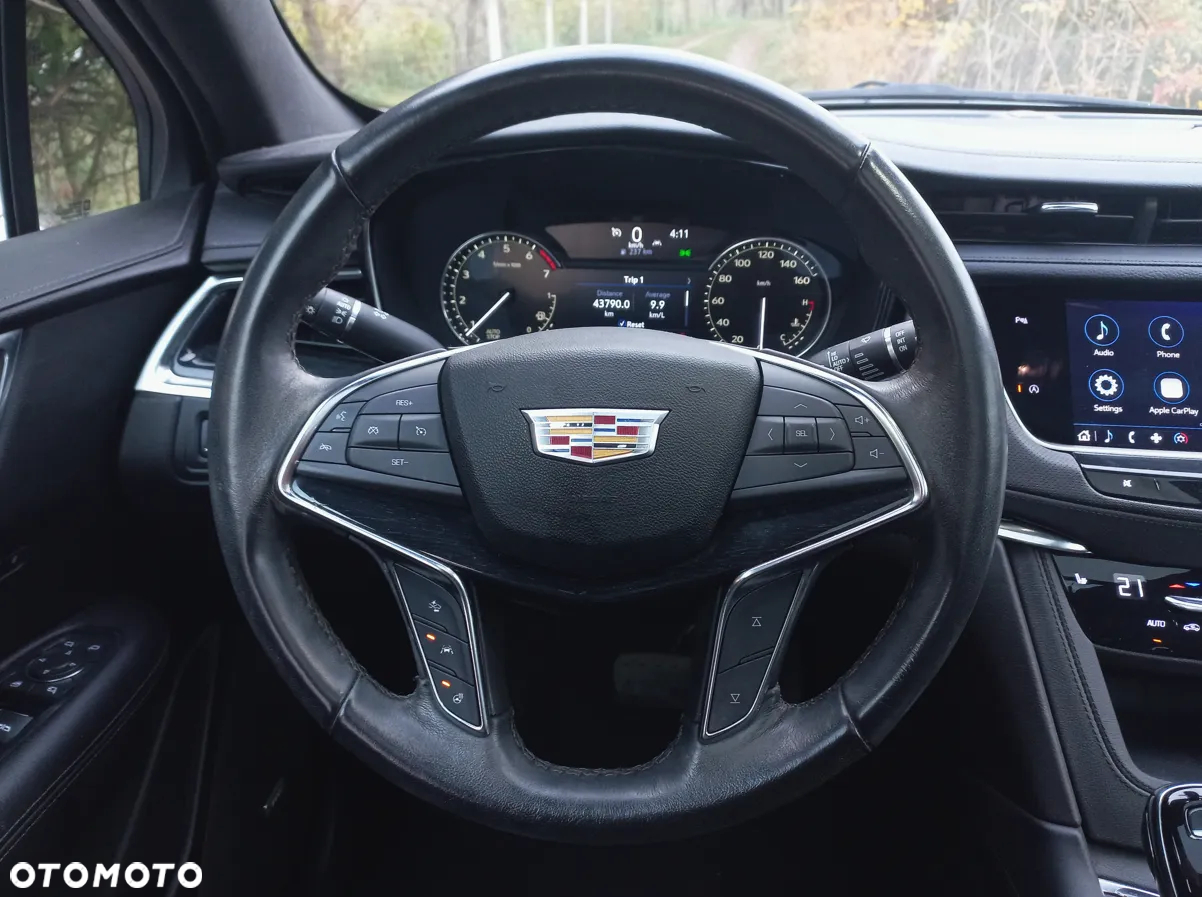 Cadillac XT5 - 18