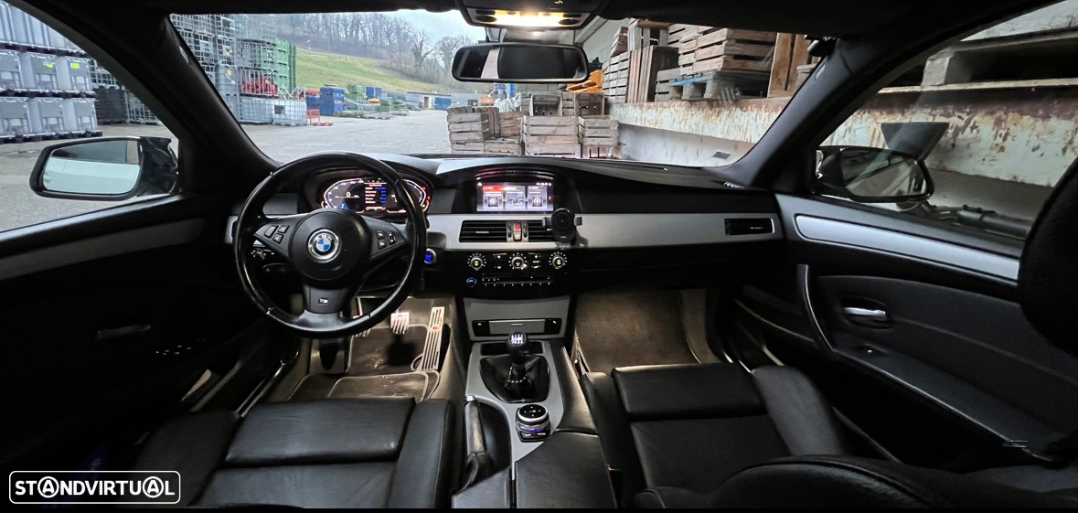 BMW 525 d xDrive Touring Edition Sport - 6