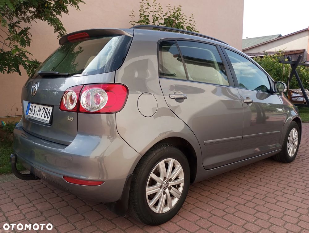 Volkswagen Golf Plus - 15