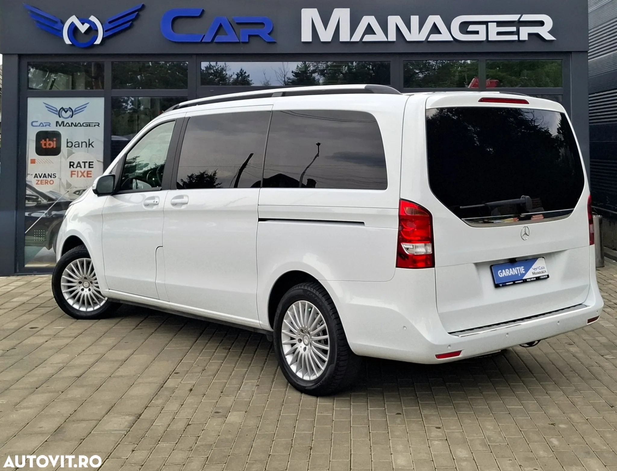 Mercedes-Benz V 220 (BlueTEC) d lang 7G-TRONIC - 4