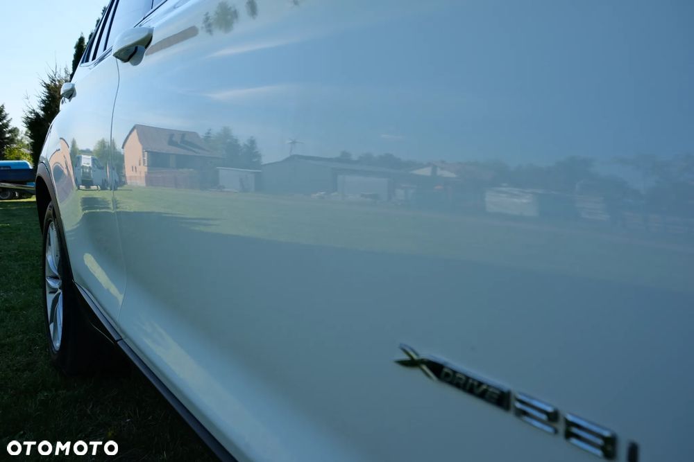 BMW X3 xDrive28i - 32