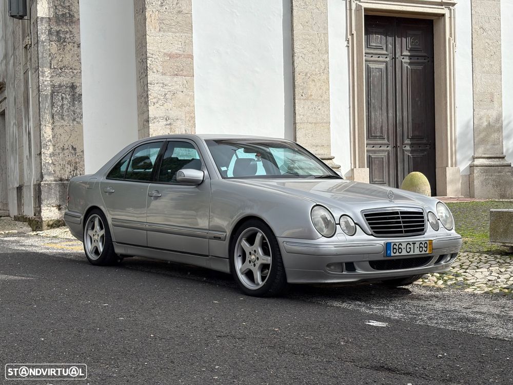 Mercedes-Benz E 240 Classic - 15