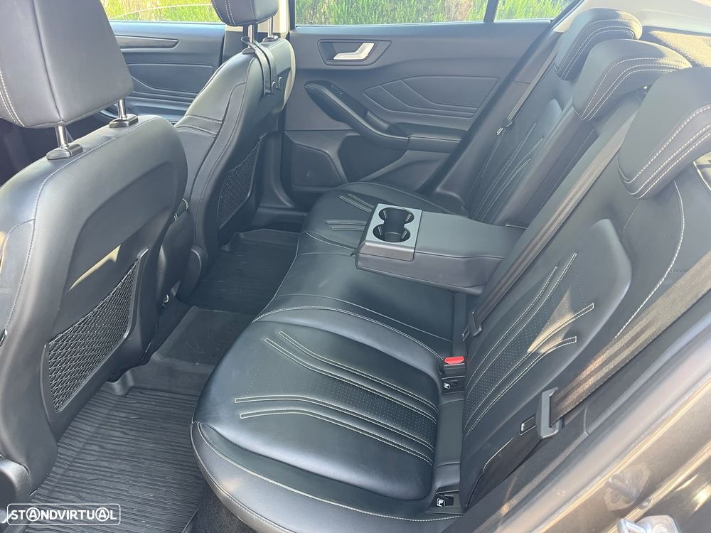 Ford Focus 1.5 EcoBoost Vignale - 10