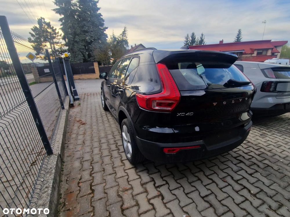 Volvo XC 40 D3 AWD Momentum Pro - 7