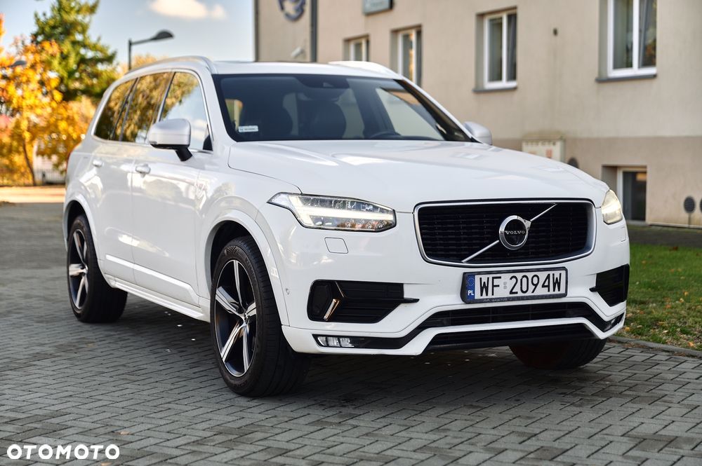 Volvo XC 90 D5 SCR AWD R-Design 7os - 21