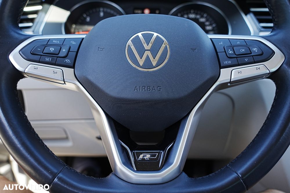 Volkswagen Passat Variant 2.0 TDI DSG R Executive - 38