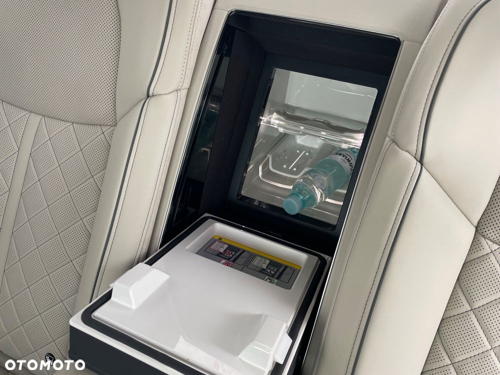 Audi A8 L 60 TFSI mHEV Quattro Tiptr - 36