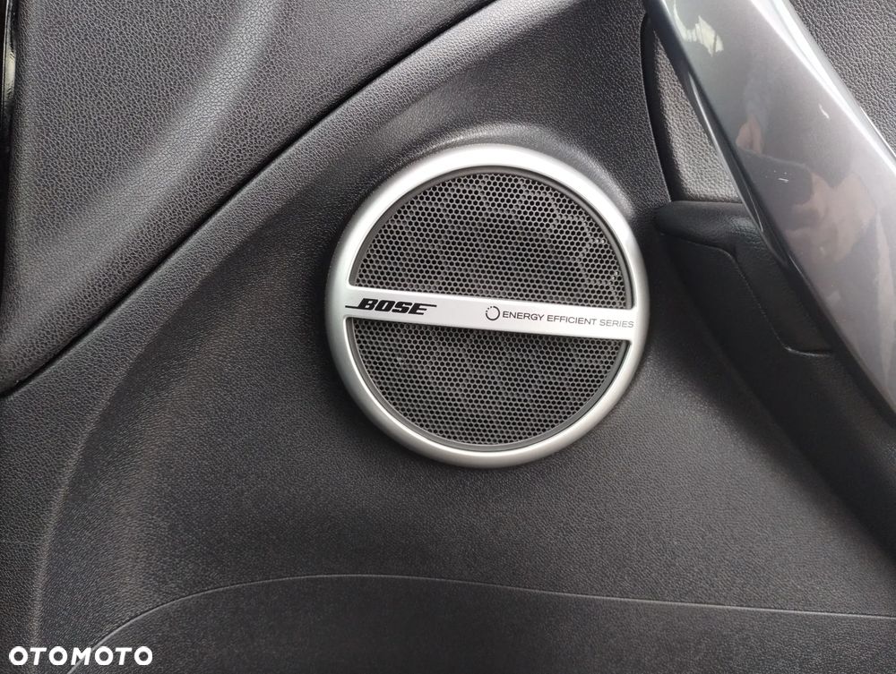 Renault Megane TCe 180 GT - 28