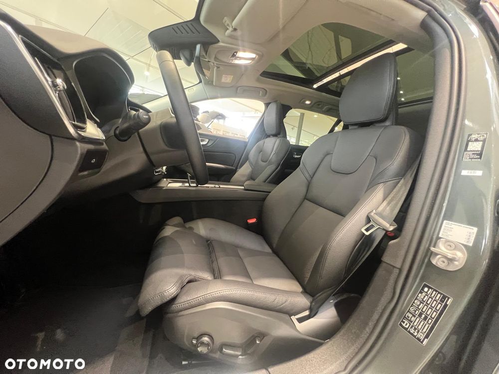 Volvo V60 B4 B Ultimate Dark - 17