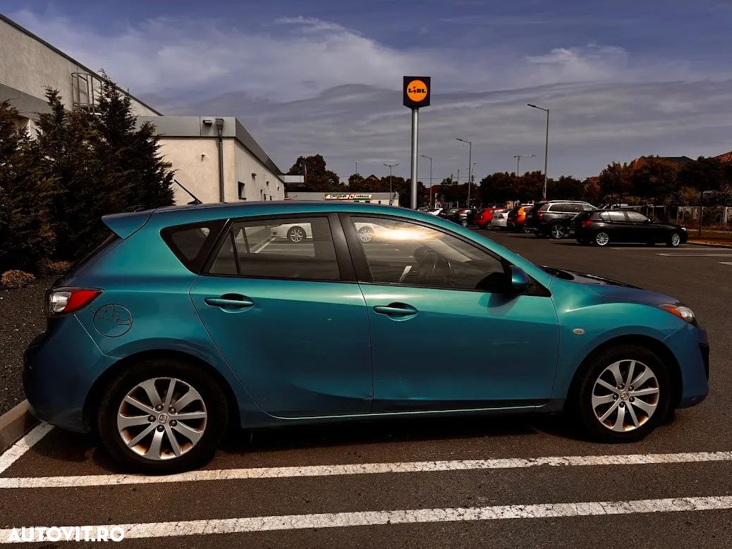 Mazda 3 - 1