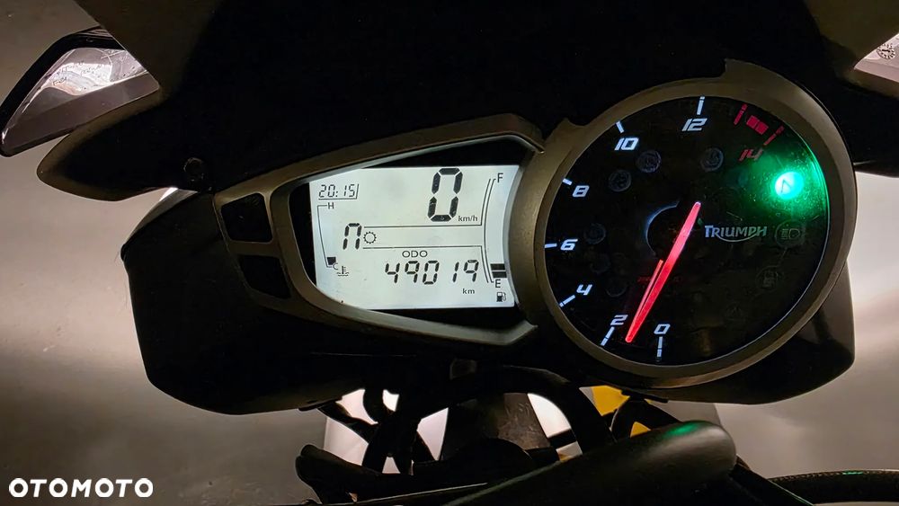Triumph Street Triple - 3