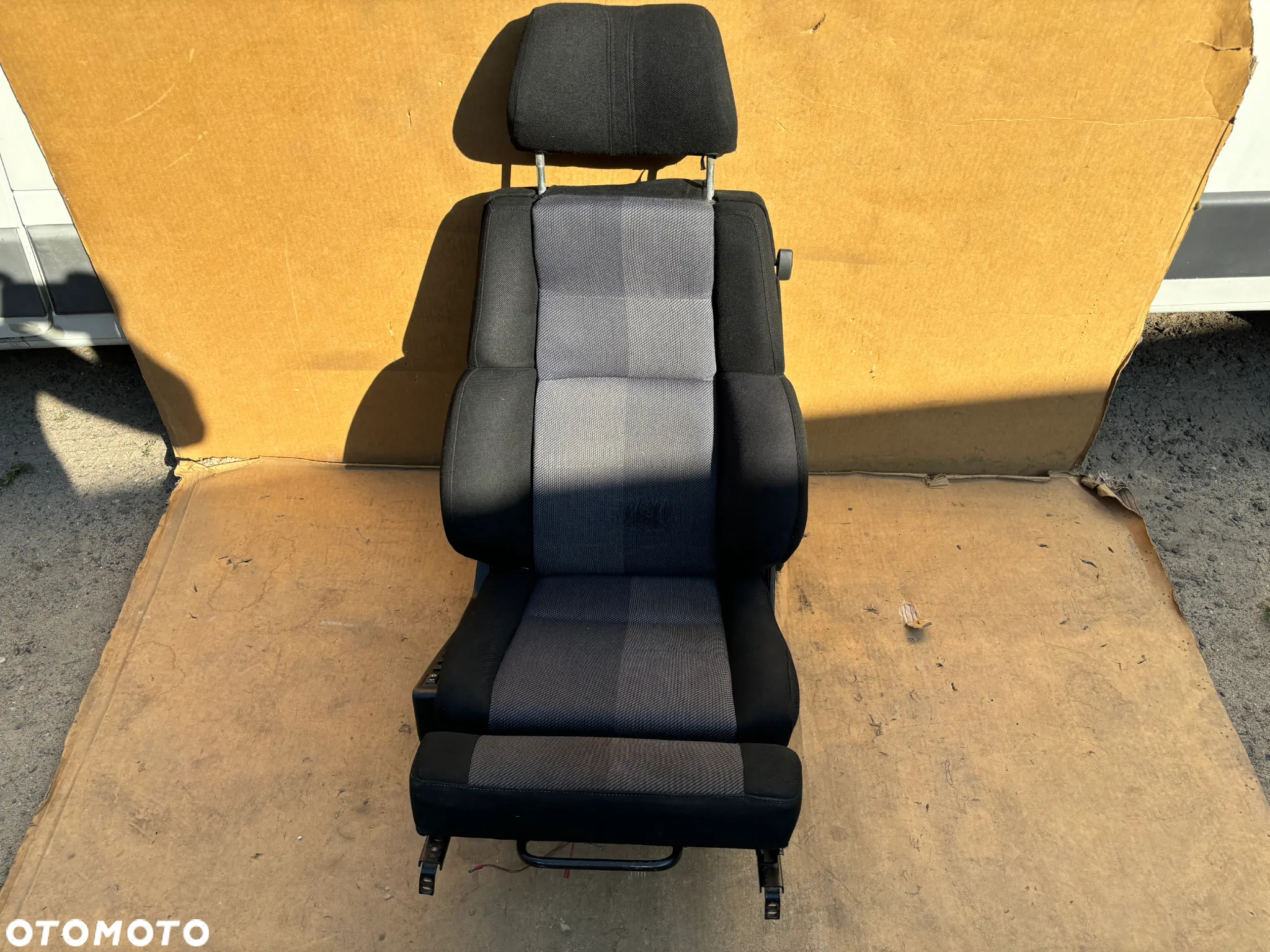 Fotel Recaro Kierowcy Lewy Przedni Elektryczny Mercedes VW BMW Audi Składany - 2