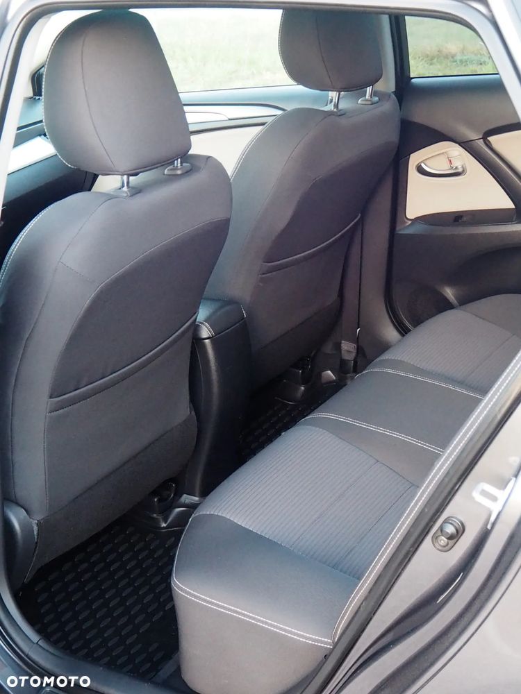Toyota Avensis Touring Sports 2.0 D-4D Edition-S - 17