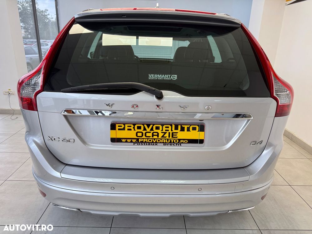Volvo XC 60 D4 Geartronic Summum - 11
