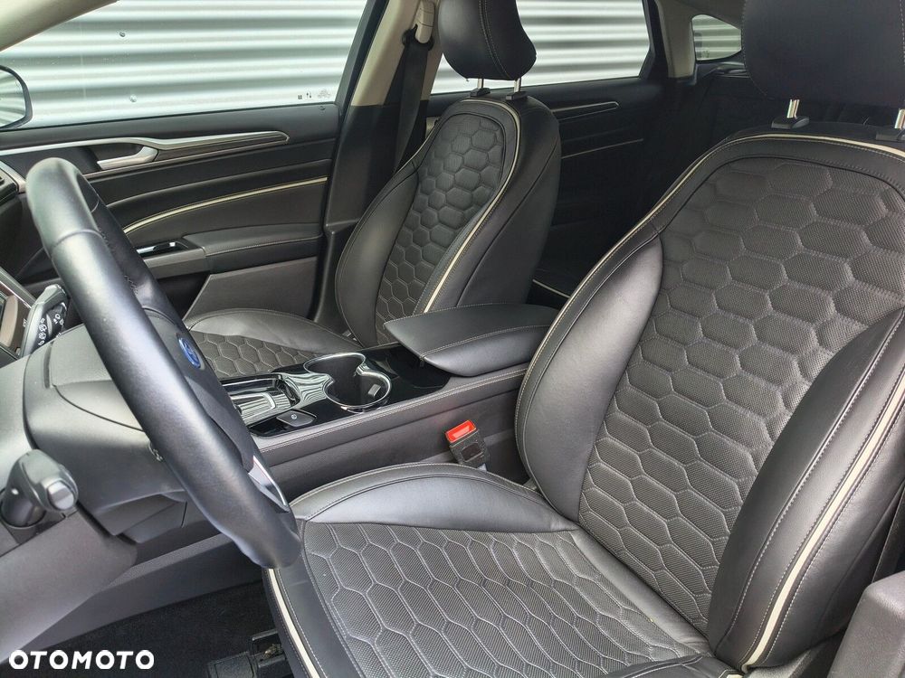 Ford Mondeo 2.0 EcoBlue Vignale - 22