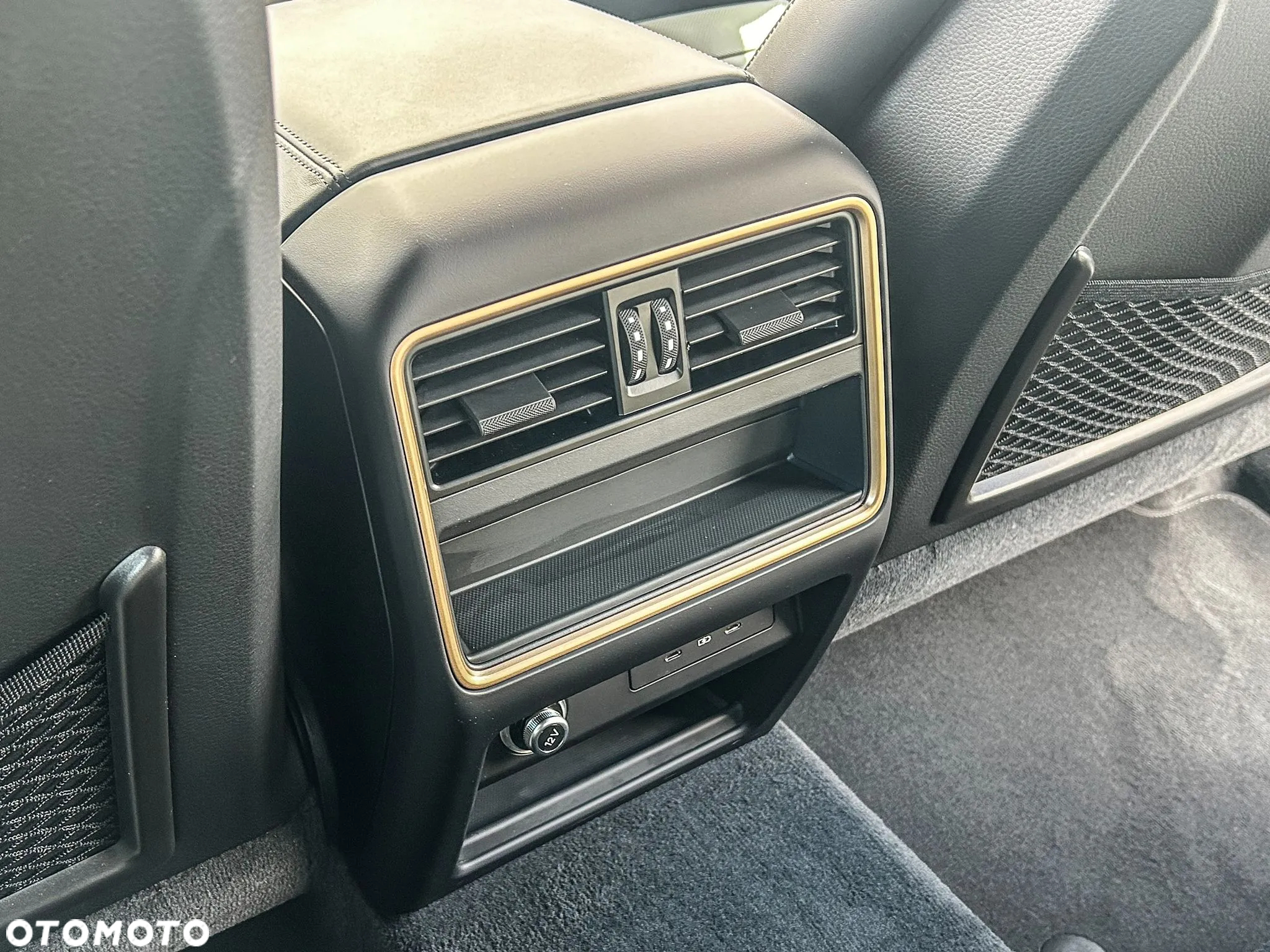 Porsche Cayenne S - 22
