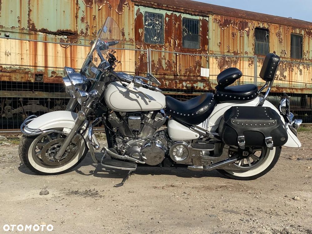 Yamaha Road Star - 1