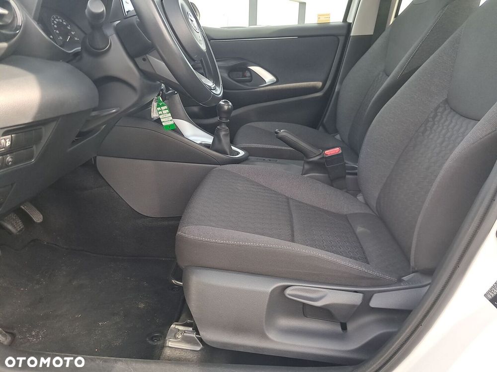 Toyota Yaris - 11