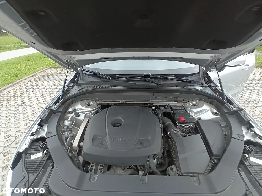 Volvo XC 60 T5 Geartronic Momentum - 20
