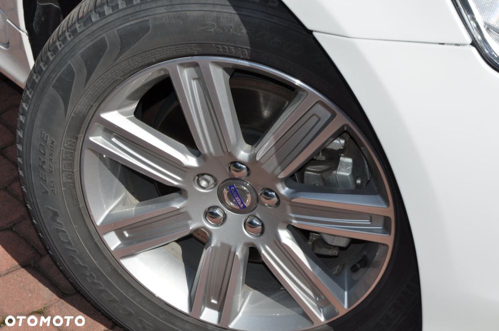 Volvo XC 60 T5 AWD Drive-E Momentum - 10
