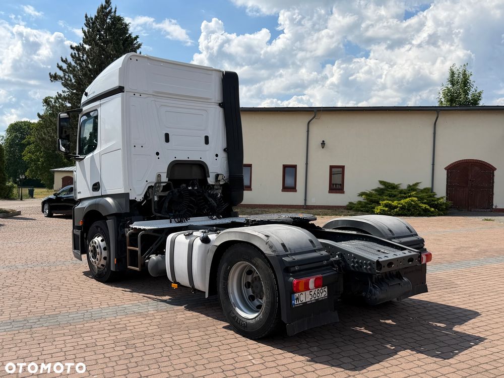 Mercedes-Benz Actros - 5