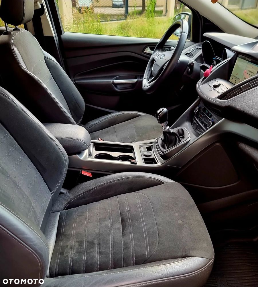 Ford Kuga ver-2-0-tdci-4x2-titanium - 10