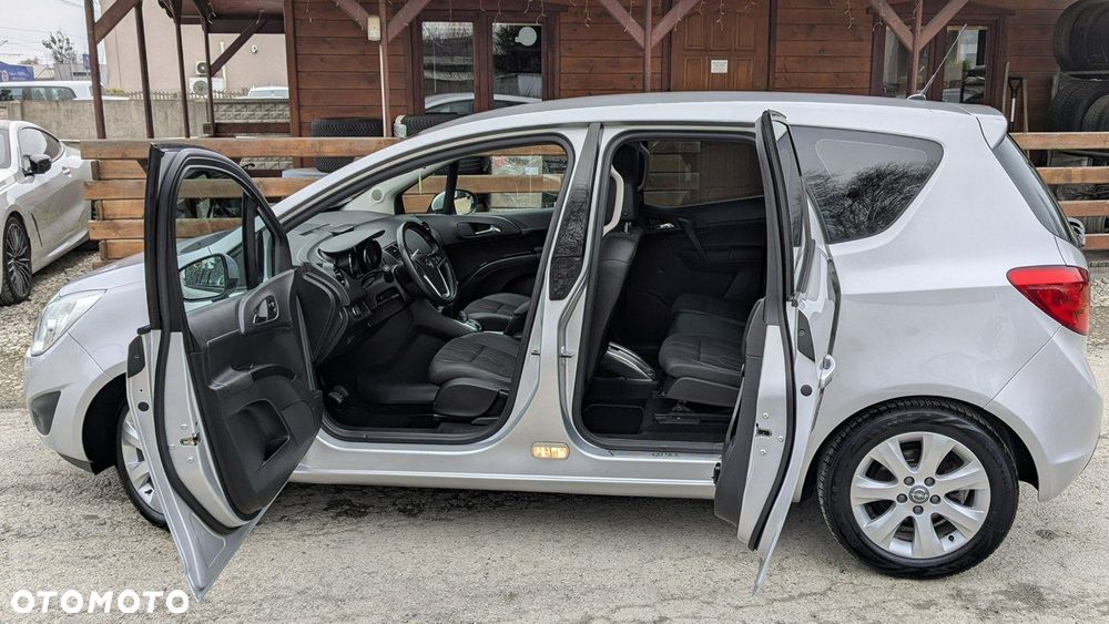 Opel Meriva - 11