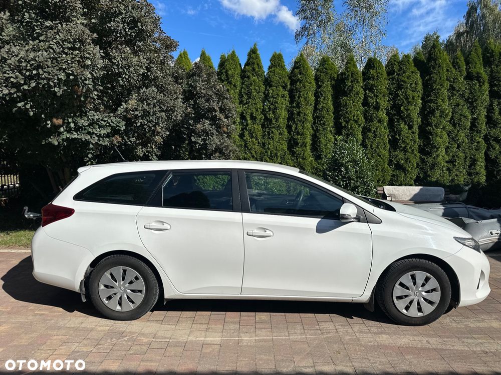 Toyota Auris 1.4 D-4D - 4