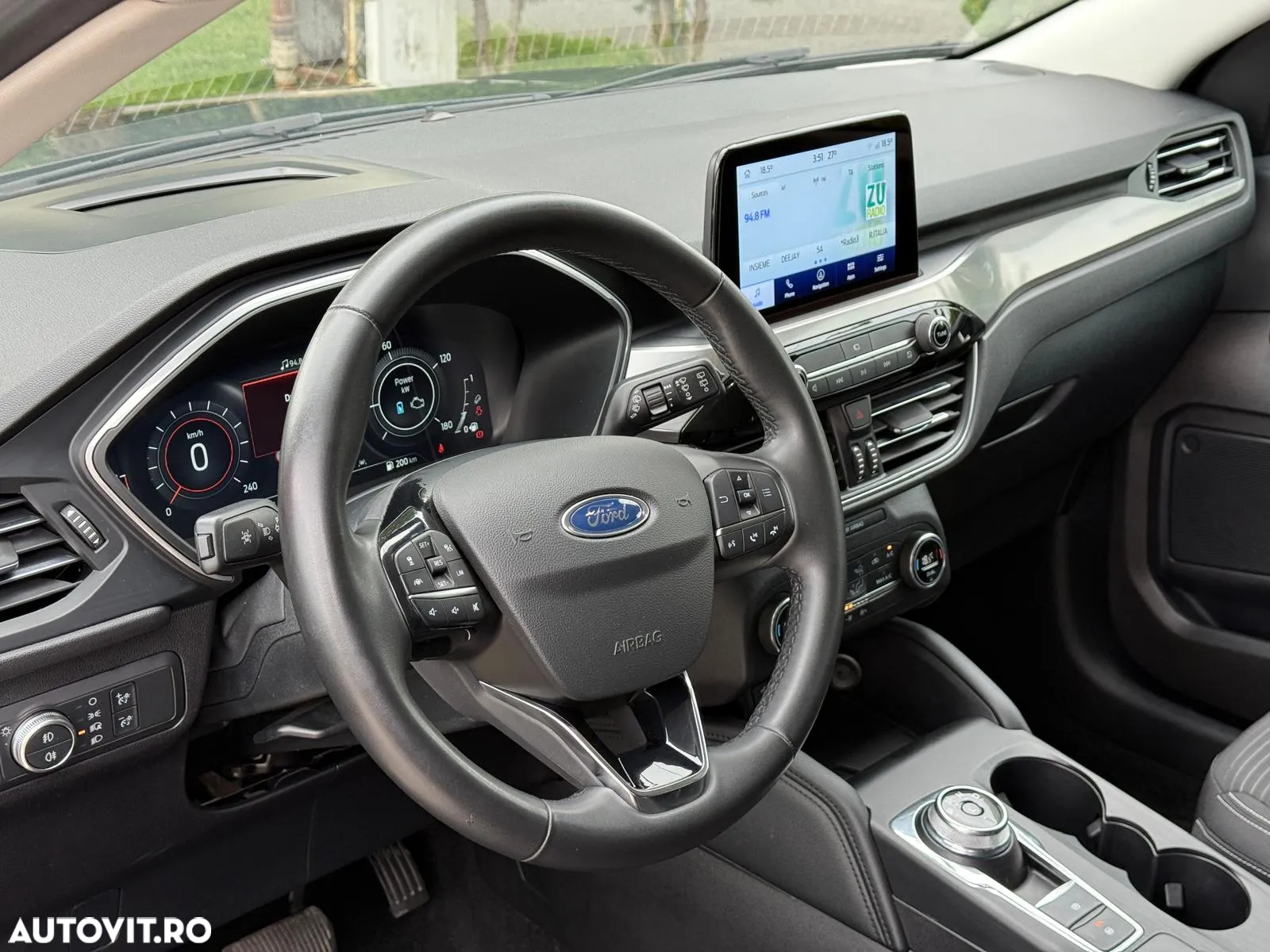 Ford Kuga 2.5 Duratec FWD FHEV Titanium - 8