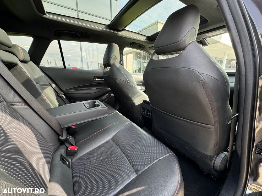 Toyota Corolla 2.0 HSD GR SPORT - 26