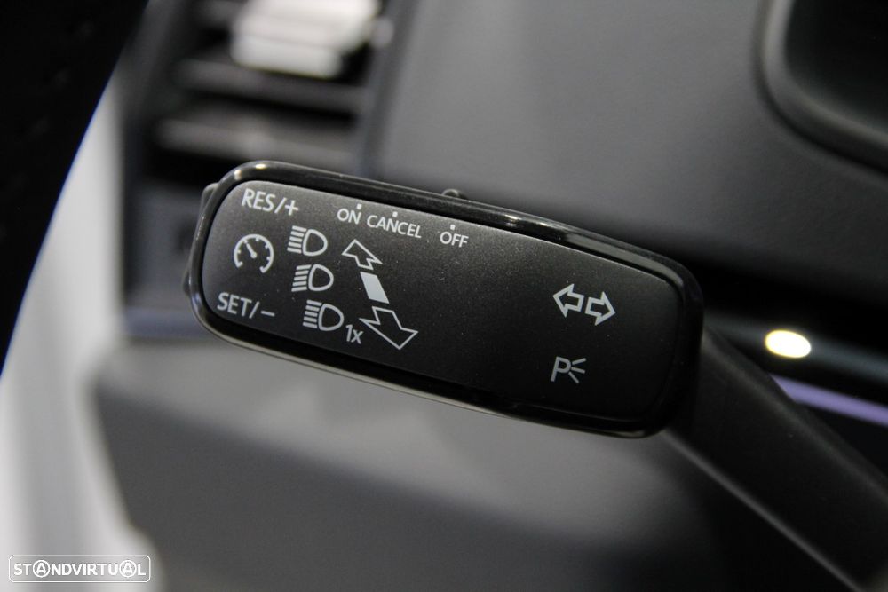 Skoda Karoq 1.0 TSI Sportline - 14