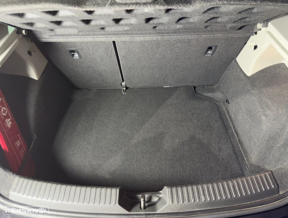 SEAT Leon 2.0 TDI DPF FR - 28