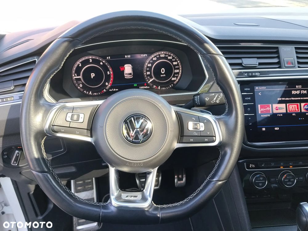 Volkswagen Tiguan - 24